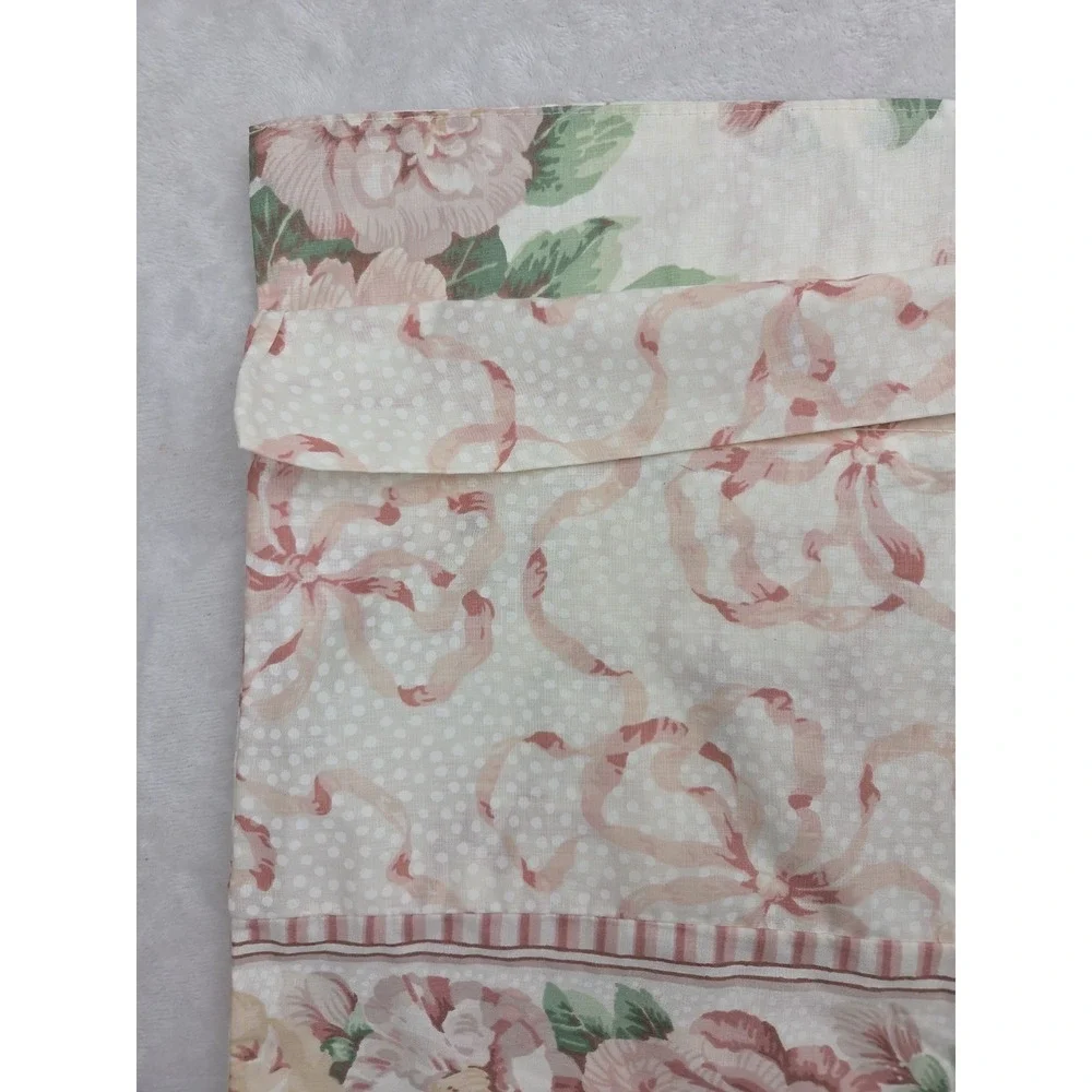 Vintage 80 90s Cottagecore Grandmillennial Floral Drapes Pink Bow Ribbons Chintz